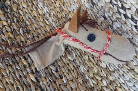 Jouet Tête de cheval avec balle - Idées cadeaux & collections pop Jouet Tête de cheval avec balle - Idées cadeaux & collections pop