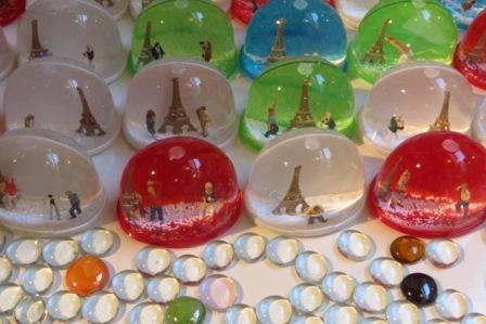 souvenir paris boule de neige souvenir paris boule de neige