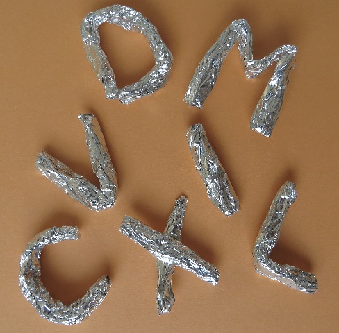 chiffres romains papier alu