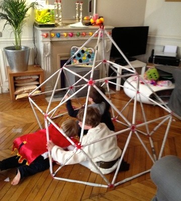 jeu dans construction