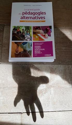 couverture guide pédagogies alternatives